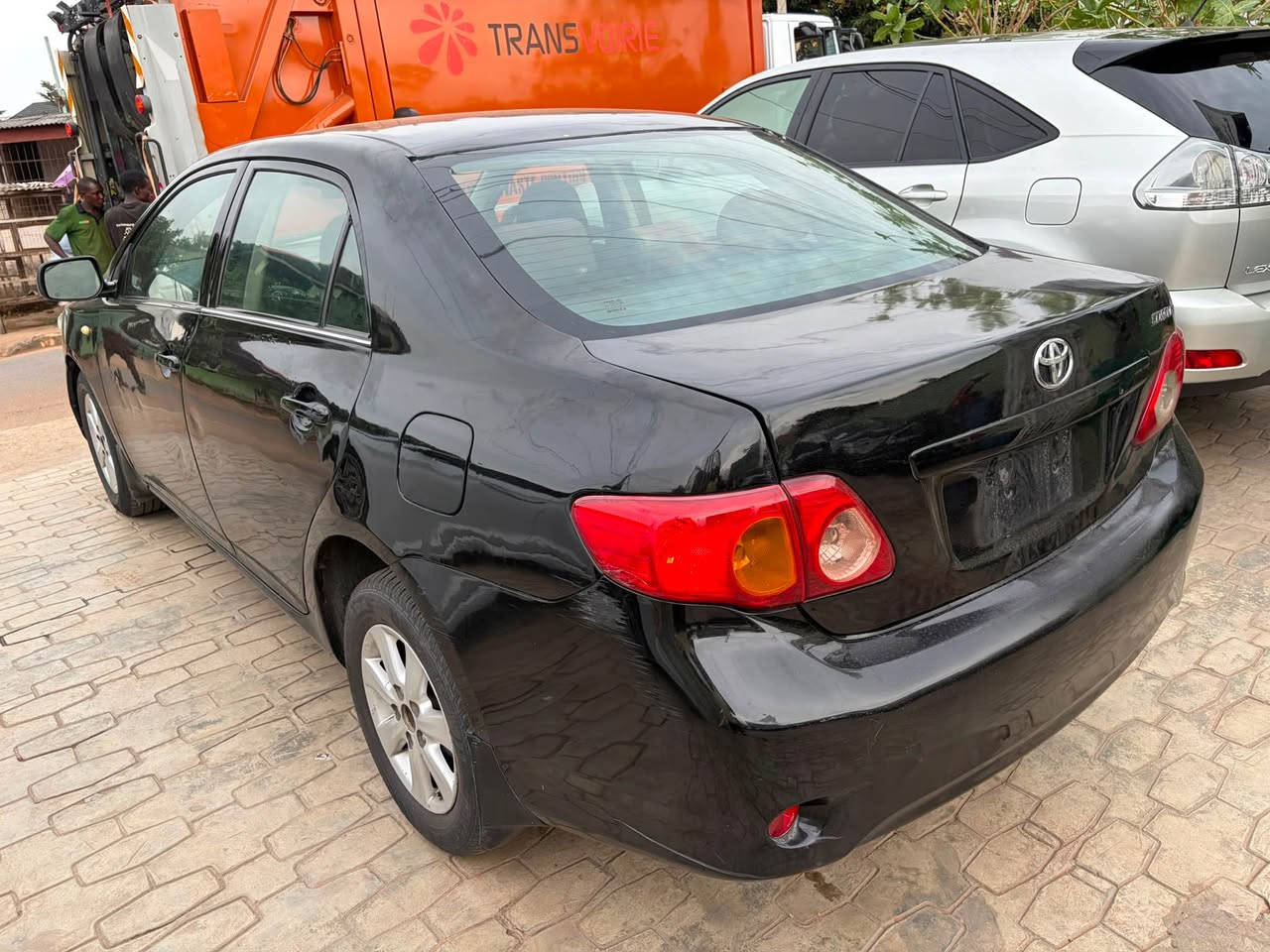 A picture of Toyota corolla