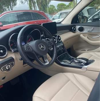 A picture of GLC300 4matic