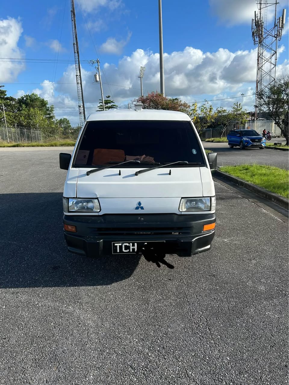 mitsubishi l300