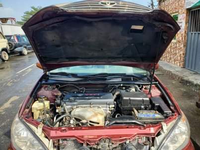 A picture of 2005 Toyota Camry