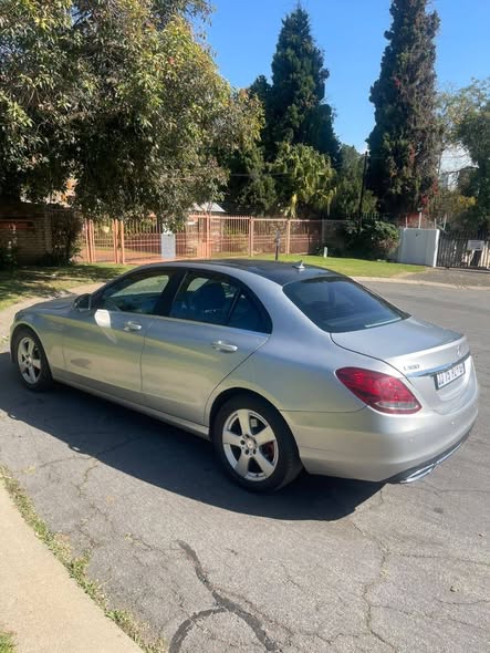 mercedes benz c180