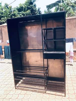 A picture of Am selling a metallic wardrobe 600k. I have used it