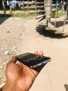 A picture of Samsung S10 PLUS