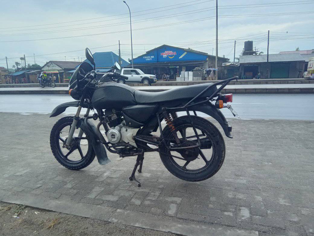 A picture of 0715 722 001