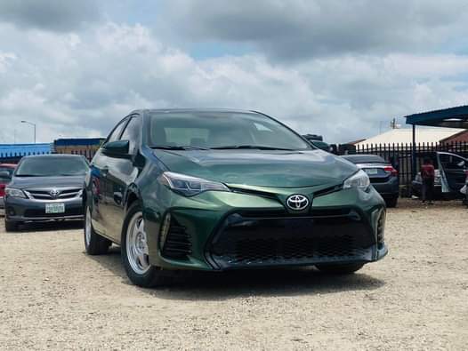 A picture of UNREGISTERED An Extremely Clean Used Toyota Corolla 2015 Model With