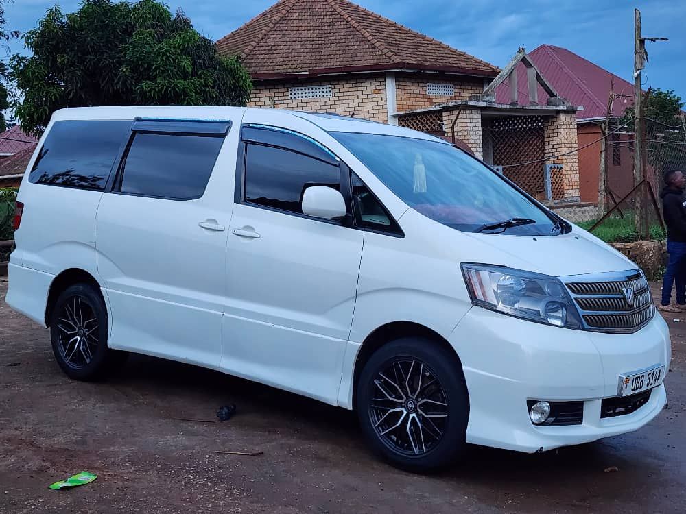 A picture of Toyota alphad