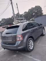 A picture of 2010 model Ford Edge First body