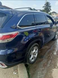 A picture of Toks Toyota Highlander limited AWD