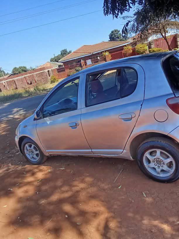 used toyota vits