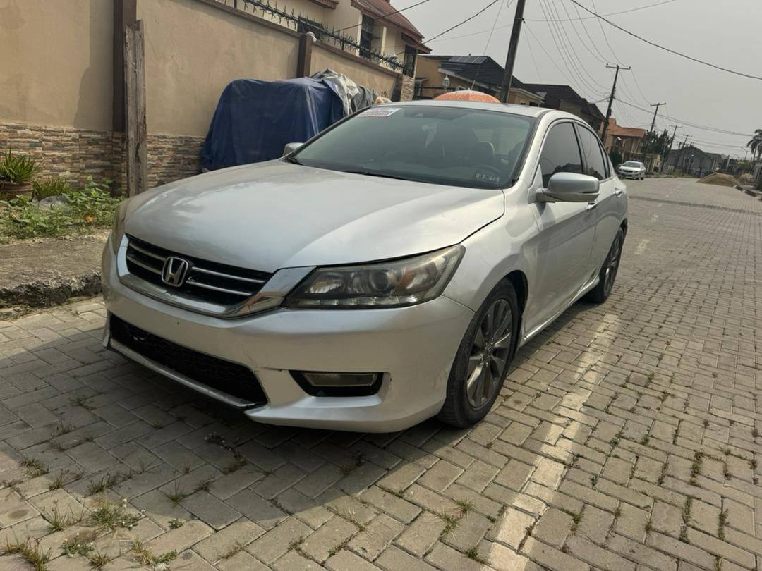 A picture of 2015 Honda accord
