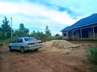 A picture of  4M DEAL YAKISUBUZI Matugga Kanyanda Along semuto Road. Plots