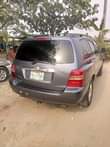 A picture of 2003 04 Toyota Highlander Sound V6 engine Gear is ok