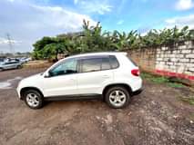 A picture of 2009 VW Tiguan