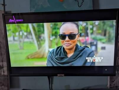 A picture of TV SMART TCL NCHI 32 BEI 270K