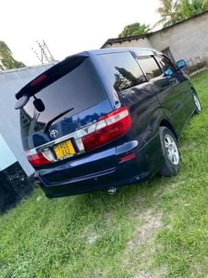 toyota alphard