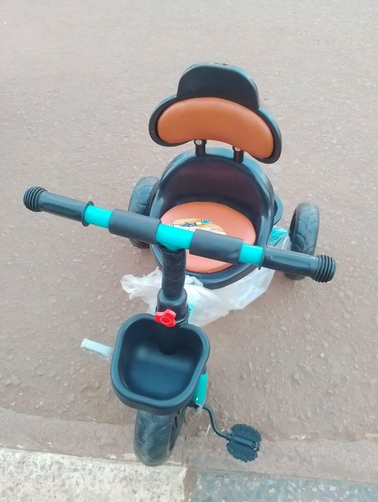 A picture of Reef kids tricycle