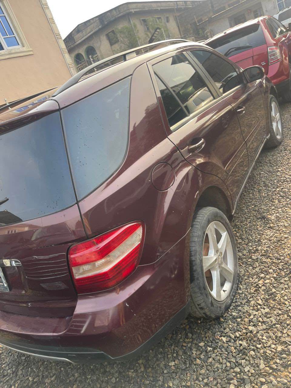 A picture of Mercedes Benz ML350 4Matic 2007 