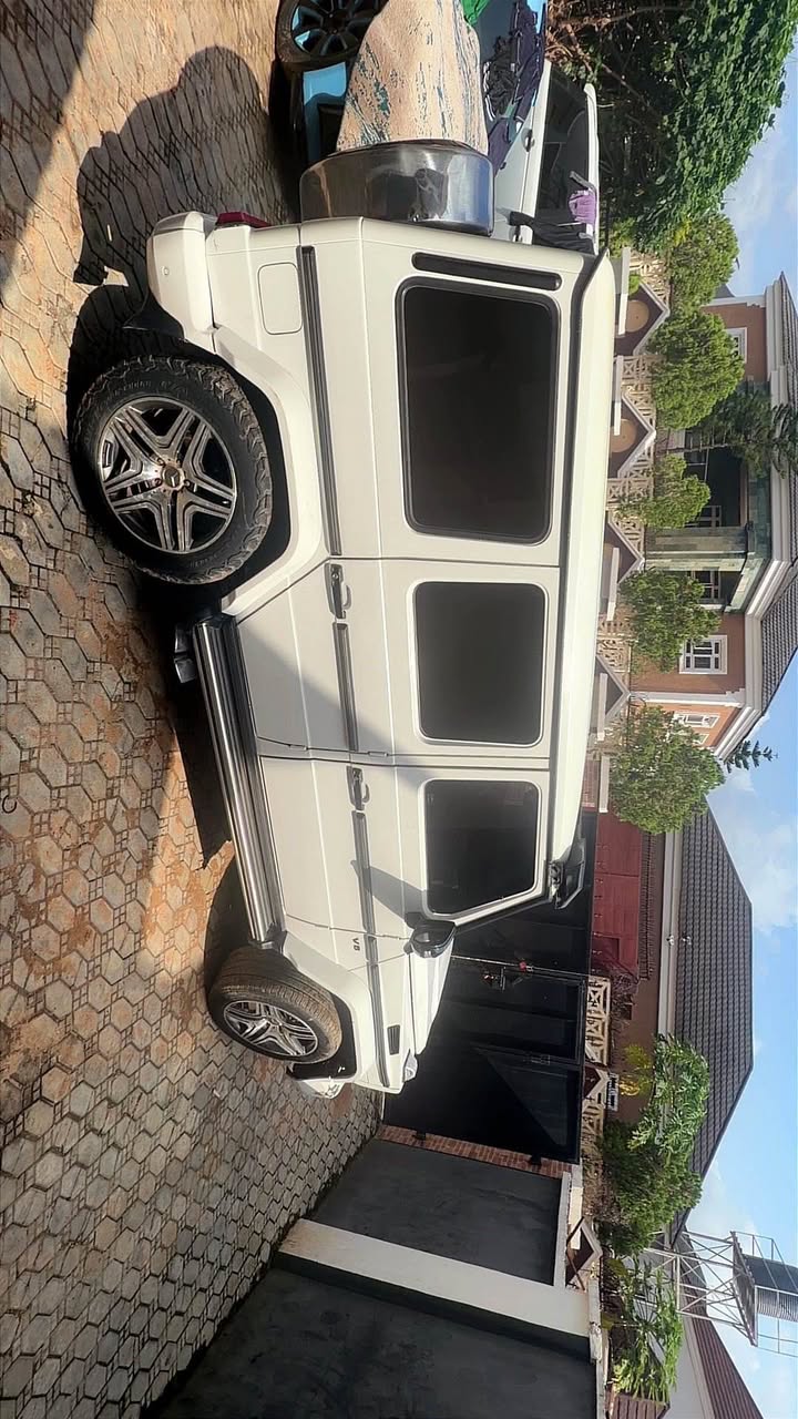 A picture of Gwagon 2010 upgraded 2018