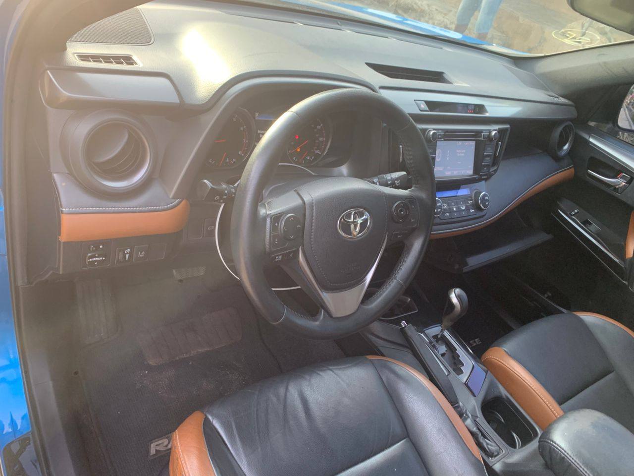 A picture of TOYOTA RAV4 2018 SE MODEL