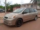 A picture of 2005 Toyota Sienna going for 2 2 slightly negotiable Sound