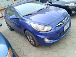 A picture of Hyundai Accent 2012 model 4 sale Sound engine and Automatic