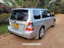 A picture of 2005 SUBARU FORESTER SG5