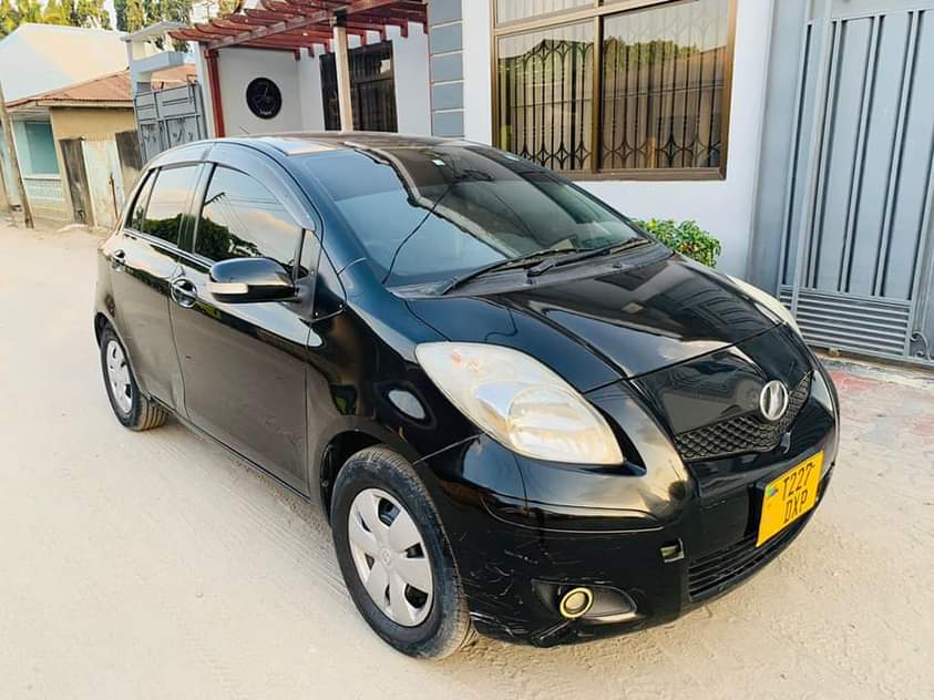 A picture of TOYOTA VITZ NEW