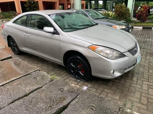 A picture of 2006 Solara 4plugs vvti engine