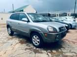 A picture of Brand Hyundai Model Tucson 1st body Year 2005 AC Chilling