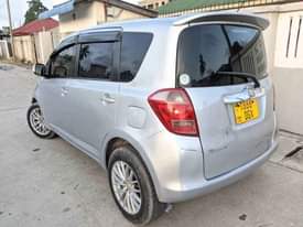 A picture of Toyota Ractiz namba DGX