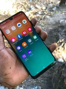 A picture of Samsung Galaxy A30
