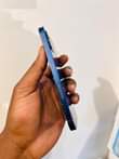 A picture of Iphone 12 128gb