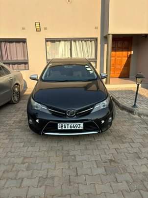 toyota auris