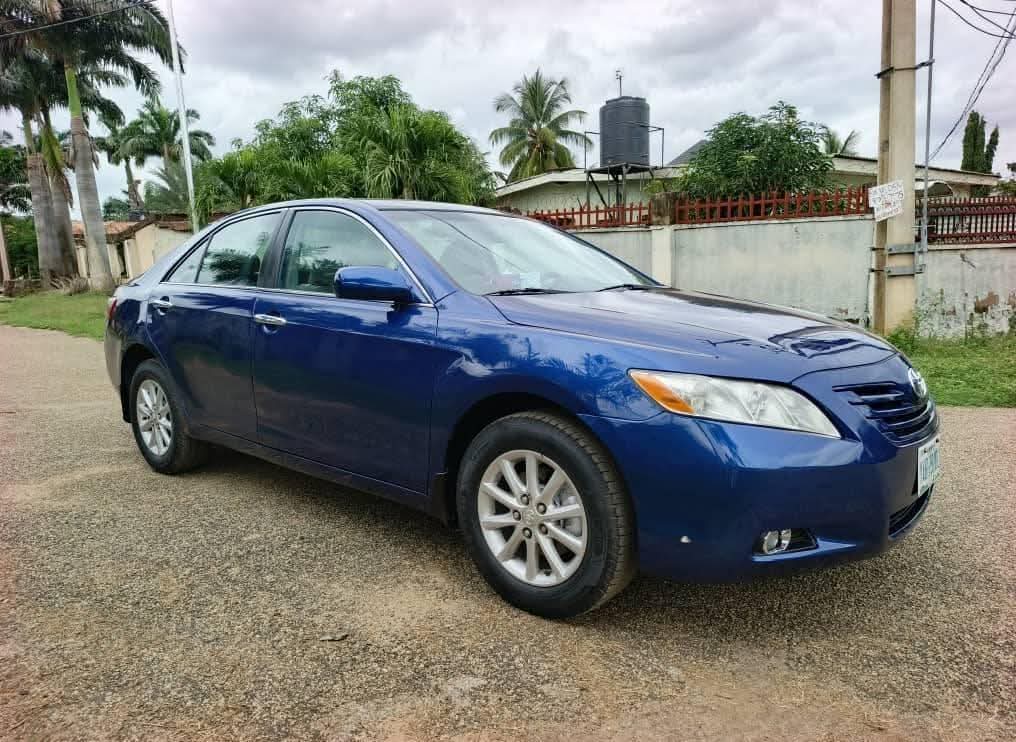 A picture of 2008 Toyota camry muscle le