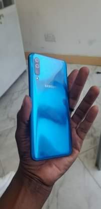 A picture of Samsung galaxy a50