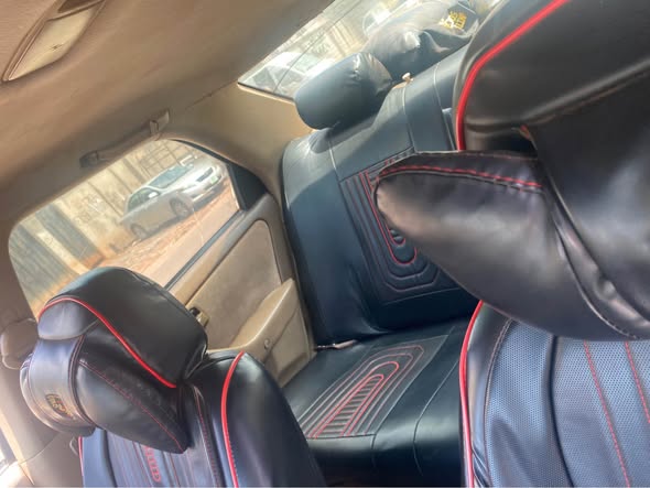 A picture of Camry 2 2