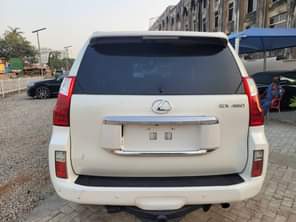 A picture of 2013 Lexus GX460 Premium Edition foreign 27 5M with duty