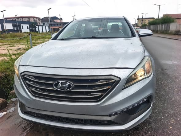 A picture of Hyundai Sonata 2017