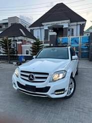 A picture of FOREIGN USED MERCEDES BENZ GLK350 NEW ENTRY YEAR 2014 REVERSE