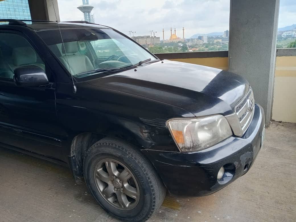 A picture of Toyita Highlander 2005 model