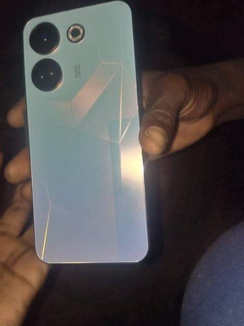 tecno camon