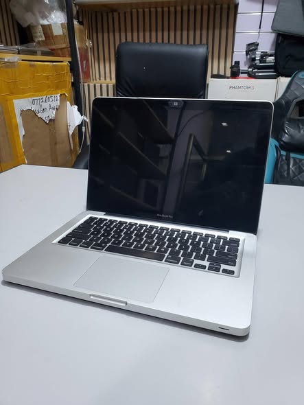 A picture of Laptops