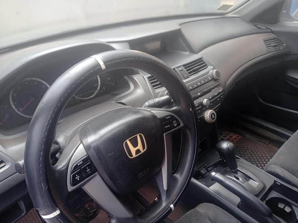 A picture of 2008 honda accord