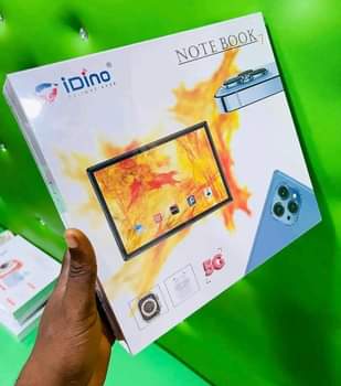 A picture of IDINO IPADS WITH A WIRELESS KEYBOARD 512GB STORAGE AND 8GB