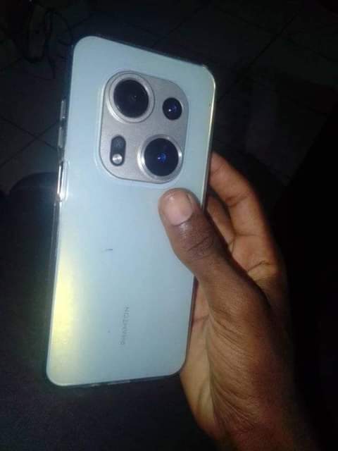 tecno phantom