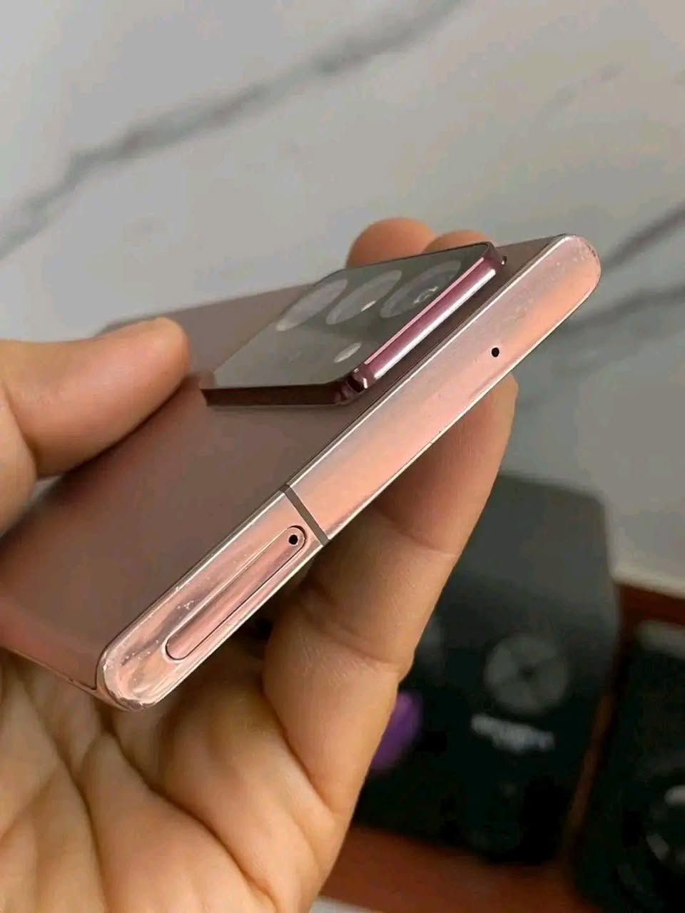 A picture of Sumsung not 20 ultra