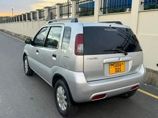 A picture of  Suzuki swift Year 2004 5 Cc 1290 Full documen
