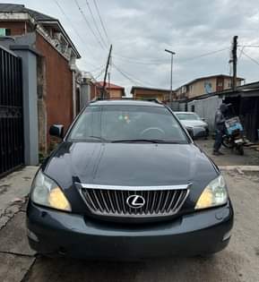 A picture of Good deal Super Clean 2008 Lexus Rx350 Full option Toks