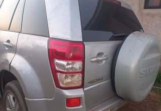 suzuki escudo