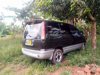 A picture of Toyota Noah Townace